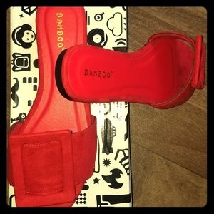 Bamboo sandals  color red